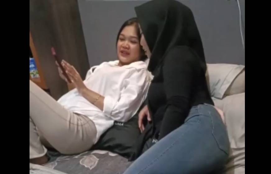 Duo Besti vs Satu Kontol