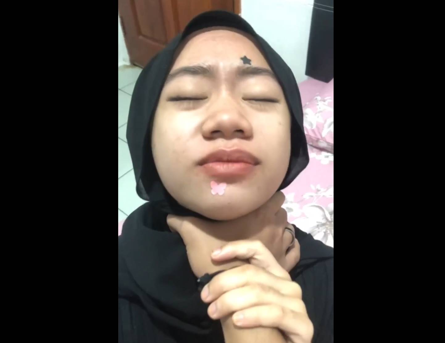 Manis Cantik Suka Dikasarin