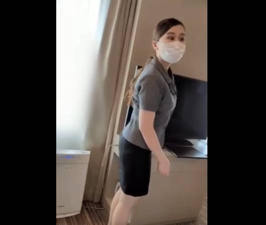 SPG Rokok di Gilir Dalam Kamar Hotel