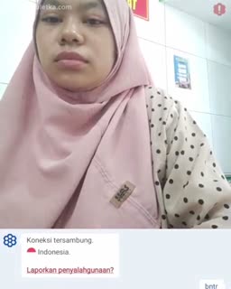 Ditemenin mba jilbab penjaga warteg