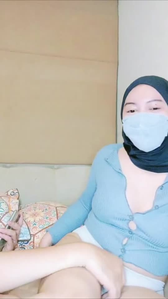 Ngentot Cewek Jilbab Teman Kerja xHamster