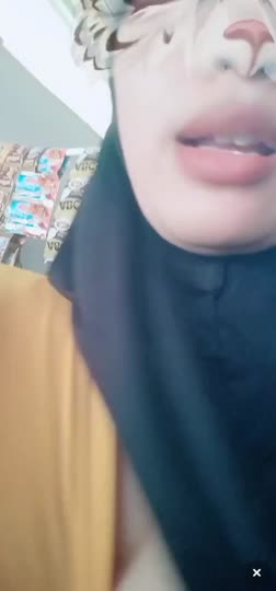 Us_HINATA jaga warung sambil spill StreamUP.mp4